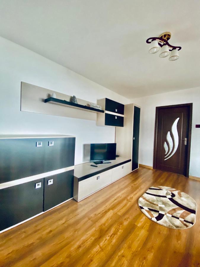 Apartament Sunshine Apartment Orşova Екстериор снимка