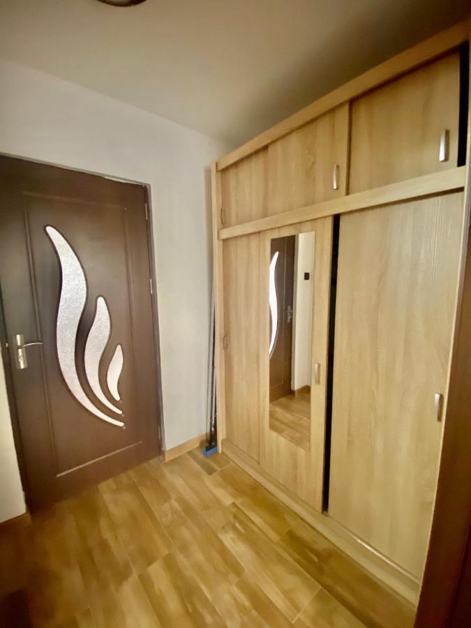 Apartament Sunshine Apartment Orşova Екстериор снимка