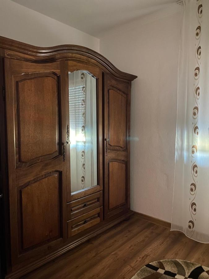 Apartament Sunshine Apartment Orşova Екстериор снимка